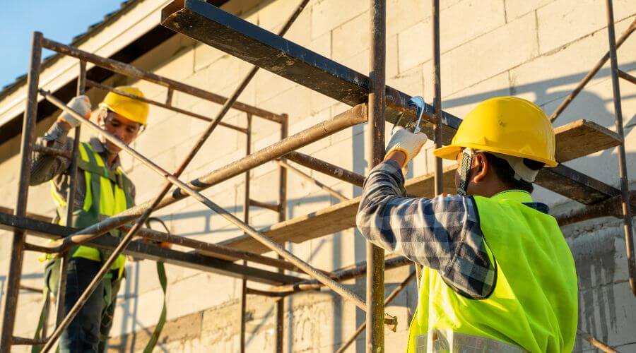 Professional gutter cleaning in Iberia, MO